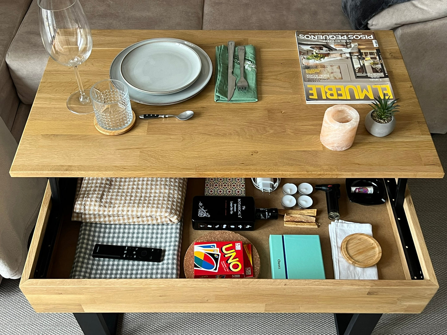 Mesa elevable California